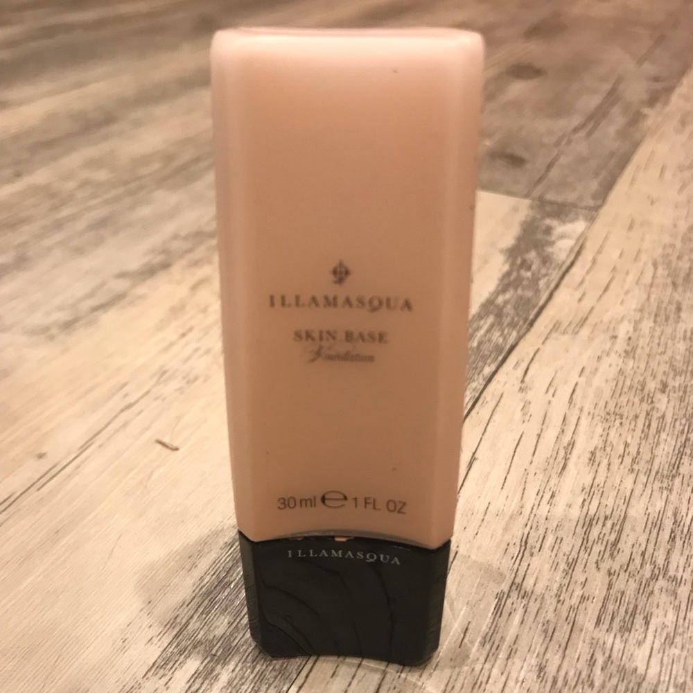 Illamasqua Skin Base foundation- SB 05